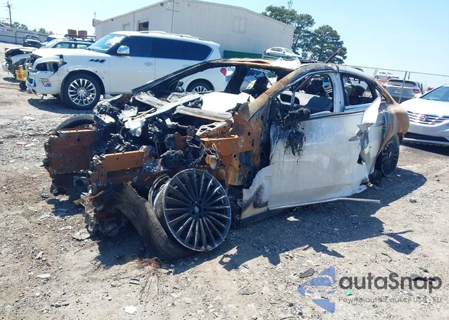 W1KEG1CB1PF032330: 43188463