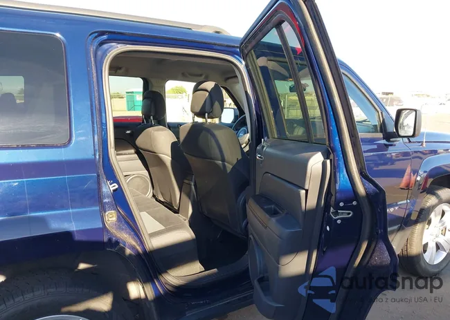 1C4NJRFB2CD625657: 43188469