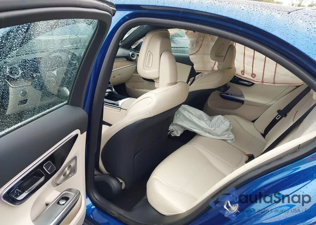 W1KAF4HB4SR263905: 43187644