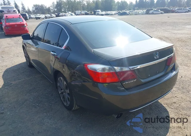 1HGCR2F5XEA069542: 43187850