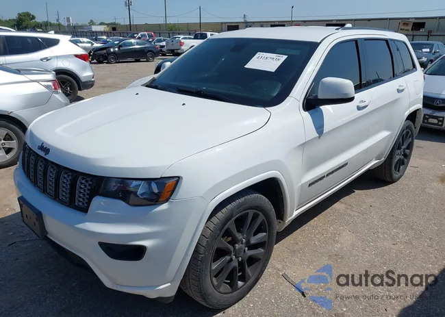 1C4RJEAGXHC952818: 43187938