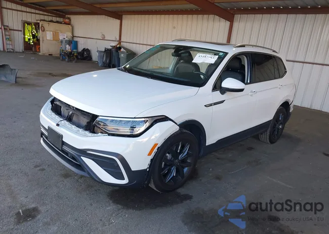 3VVNB7AX0RM161464: 43189082