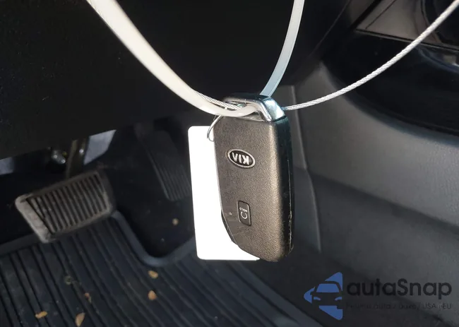 KNDERCAA7M7201704: 43189164