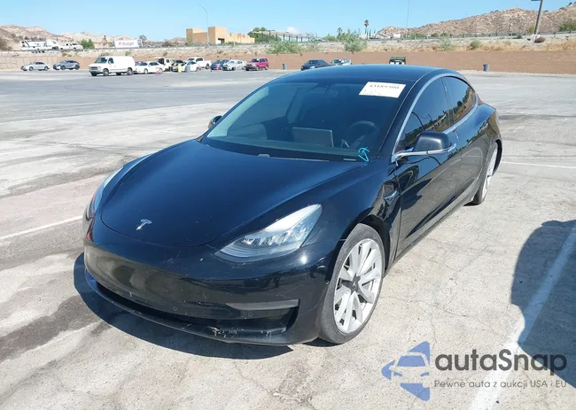 5YJ3E1EB0LF600764: 43189300