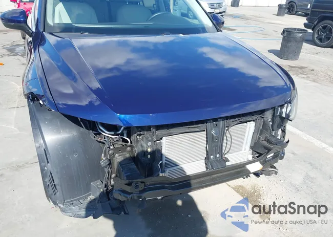 3VV3B7AX8NM026833: 43189387