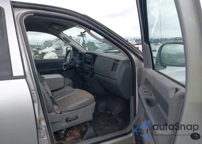 1D7HU18P06J156756: 43189464