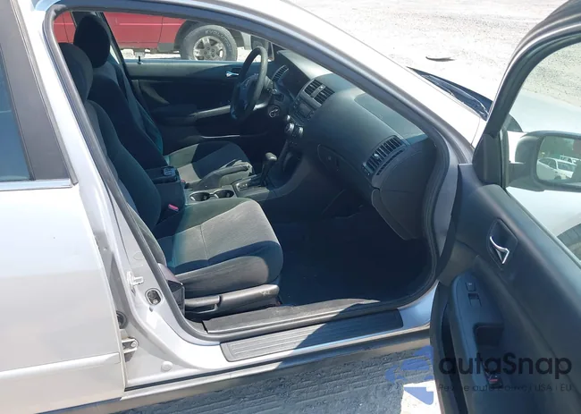 1HGCM56405A005212: 43188624