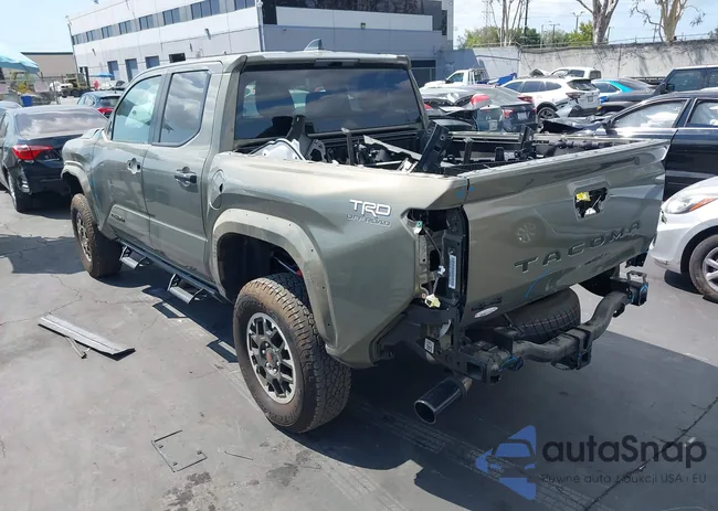 3TMLB5JN1SM130125: 43188758