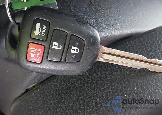 2T1BURHE7JC003857: 43188980