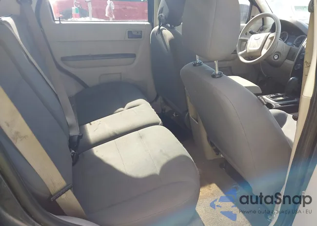 1FMCU02Z38KC82837: 43190189