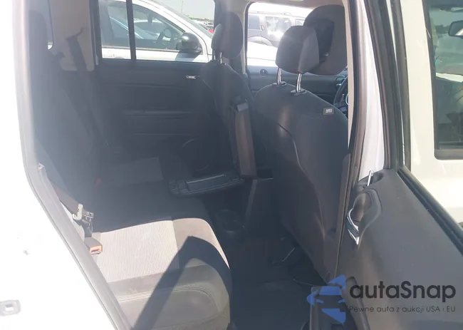 1C4NJPBA0FD178607: 43190256