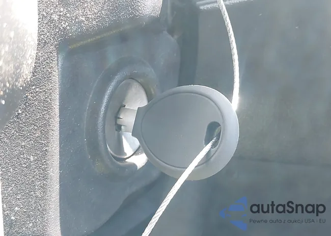 1C4NJCBA8GD569076: 43190339