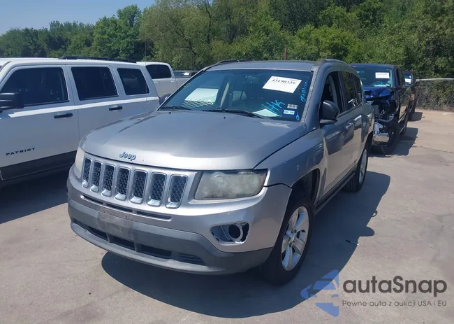 1C4NJCBA8GD569076: 43190339