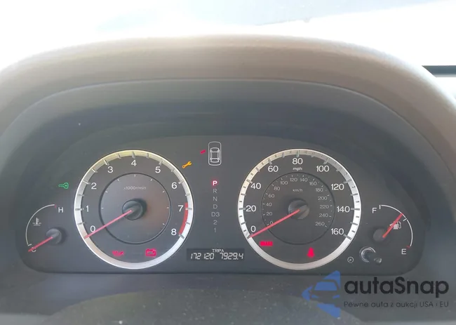 1HGCP26379A172833: 43189593