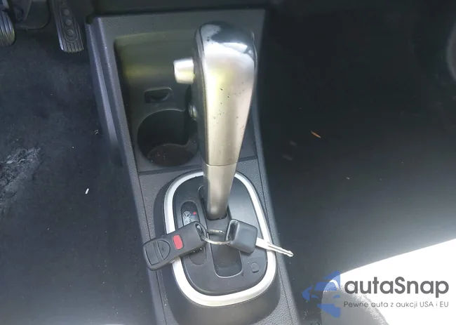 3N1BC13E89L398154: 43189620