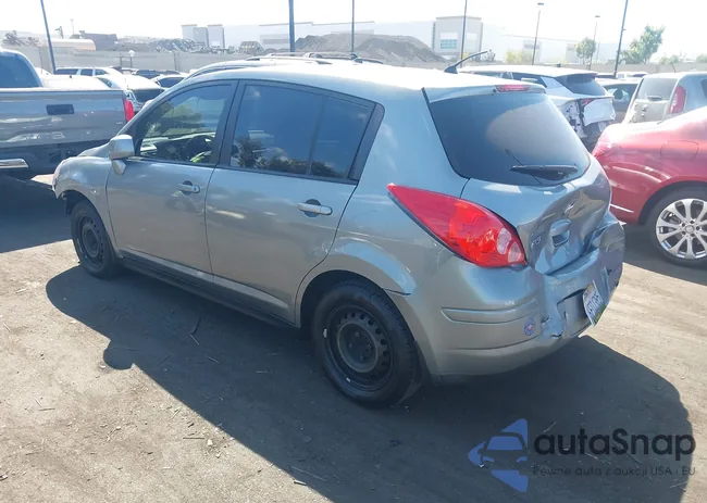 3N1BC13E89L398154: 43189620