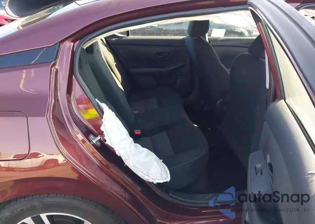 3N1AB8CV4RY267328: 43189656