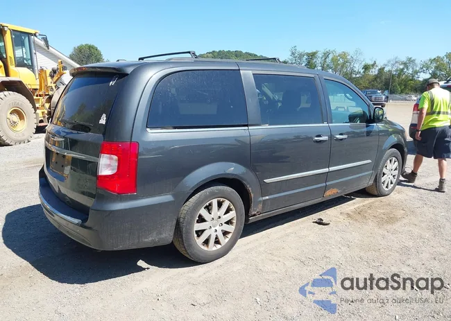 2A4RR8DG3BR631573: 43189668