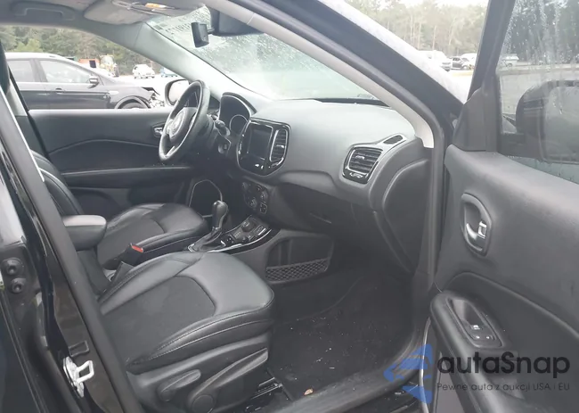 3C4NJDBB9JT456446: 43191172