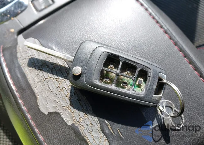 2GNALBEK5E6122943: 43191215