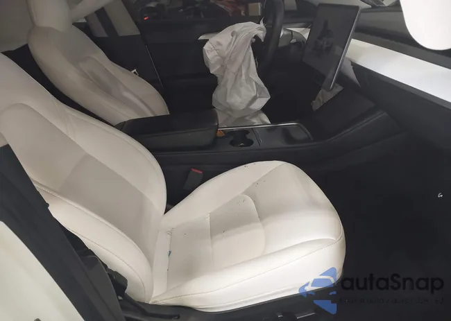 5YJ3E1EBXPF456985: 43191322