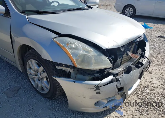 1N4AL2AP1BC103504: 43191352