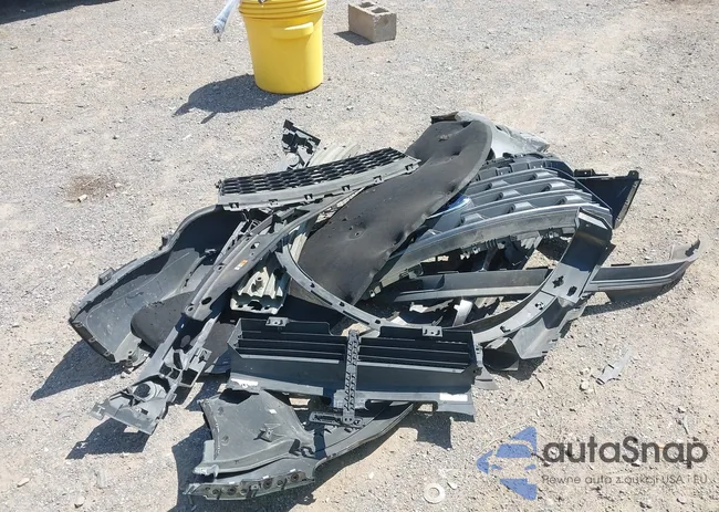 1FM5K8D83HGE10420: 43191359