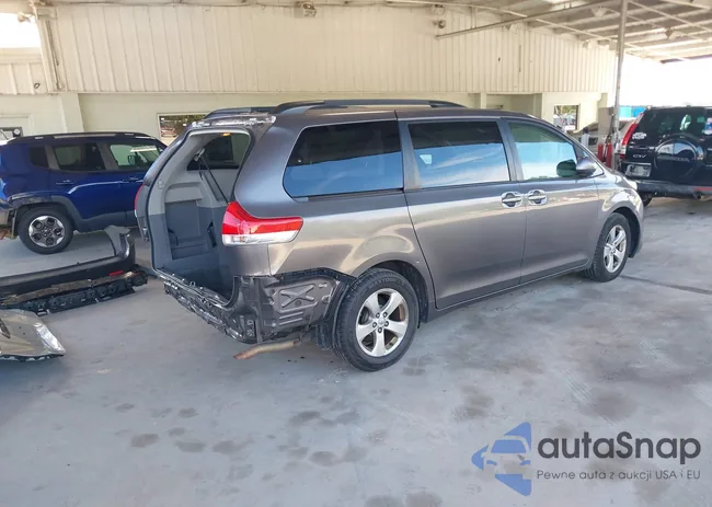 5TDKK3DC6CS193748: 43190621