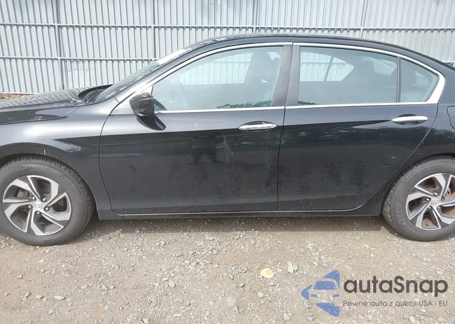 1HGCR2F30HA301164: 43190818