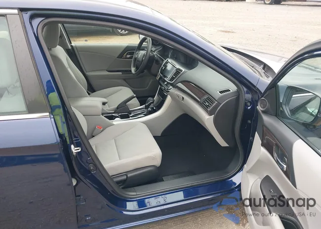 1HGCR2F75HA253163: 43190849