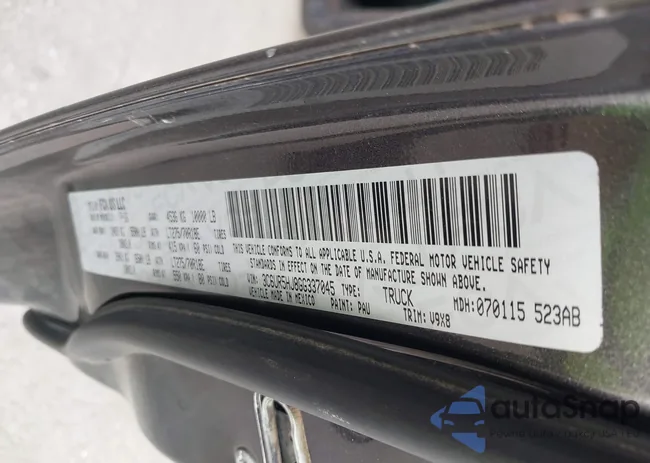 3C6UR5HJ8GG337045: 43190956