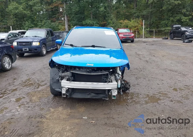 3C4NJDBB1JT470471: 43192312