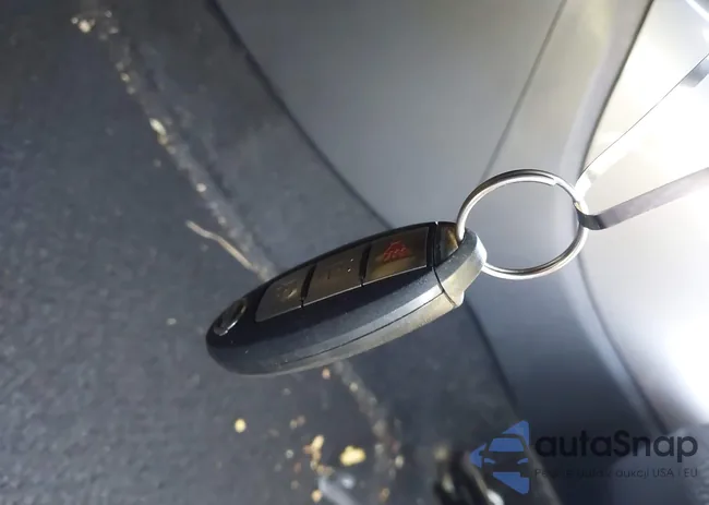 JN8AF5MV8FT553075: 43192325