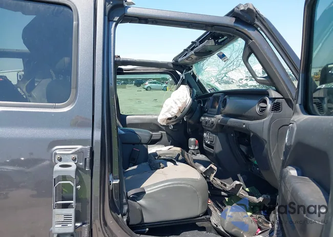 1C4HJXDG0KW530193: 43192496