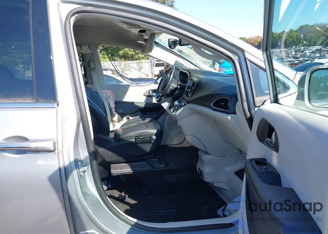 2C4RC1BG5KR643726: 43192560