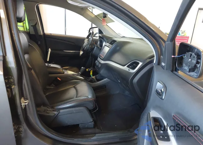 3C4PDDEG1KT821663: 43191850