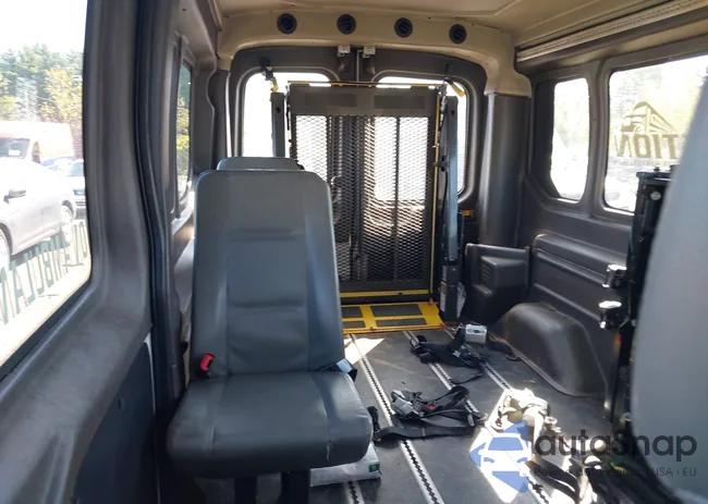 1FTNR2CM1FKA73462: 43191851