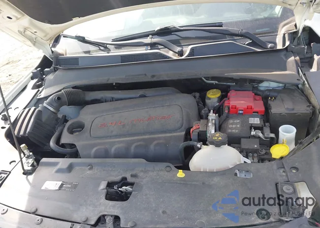 3C4NJDCB3KT679341: 43191948