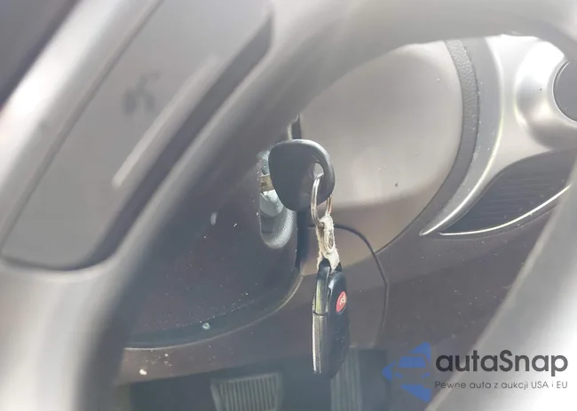 KM8JU3AC6CU322525: 43192983