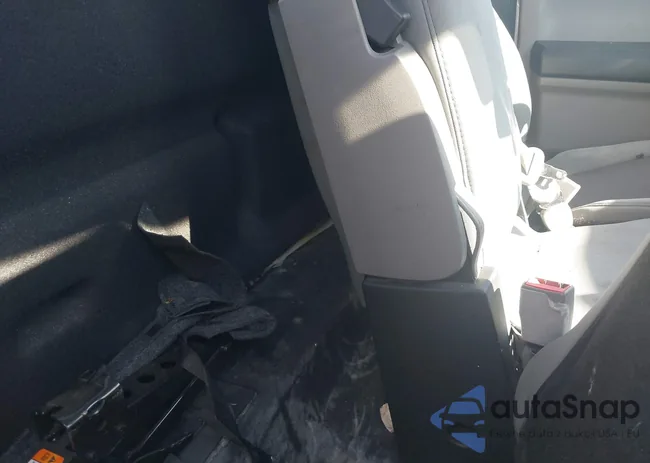 1FTMF1EB0KKD32317: 43193235