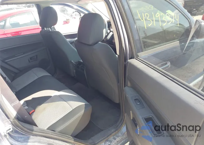 1J8GR48K28C211575: 43193374