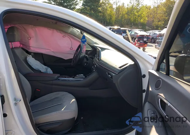 5NPEG4JA8NH143837: 43192563