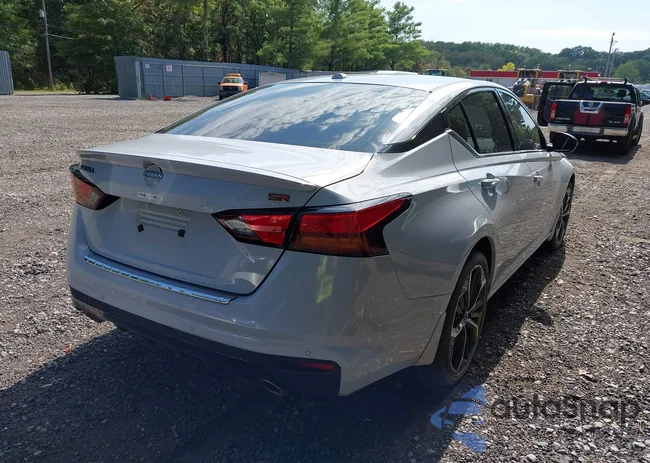 1N4BL4CV6PN311241: 43192595