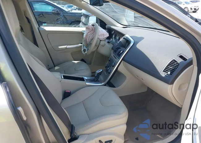 YV4952DL7D2428583: 43192622