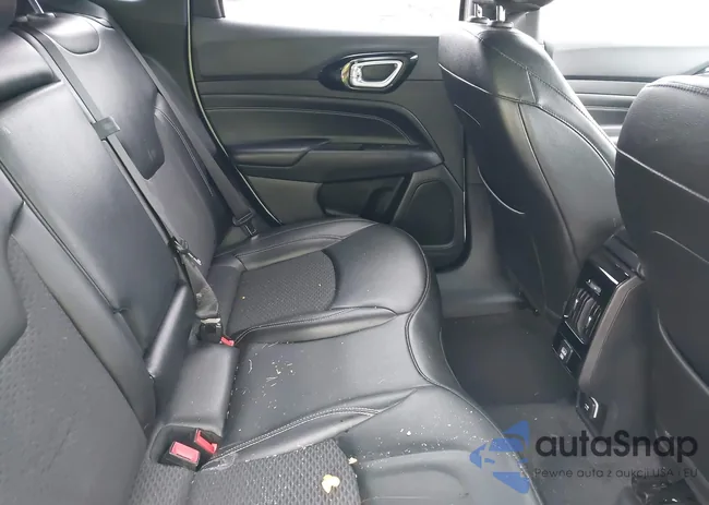 3C4NJDBN0PT500580: 43192744