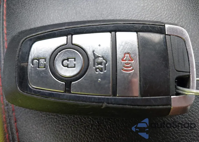 1FMCU0MN1PUA43977: 43192763