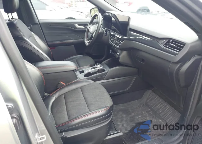 1FMCU0MN1PUA43977: 43192763