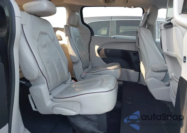 2C4RC1GG1HR619960: 43192801