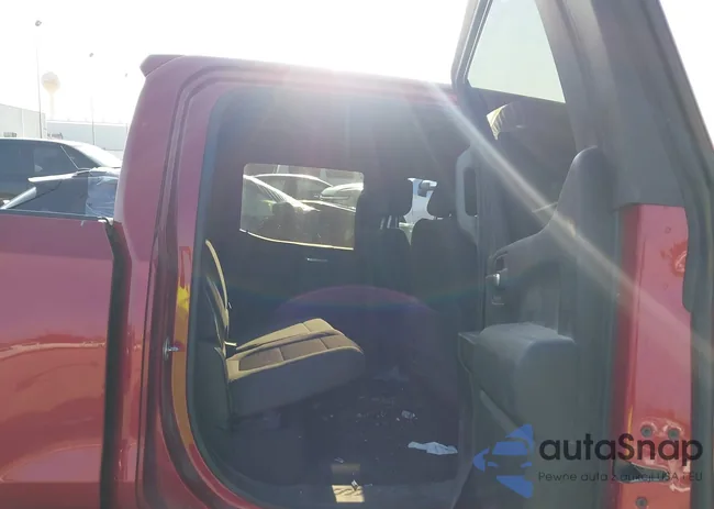 3GCUYDED5KG166302: 43192818