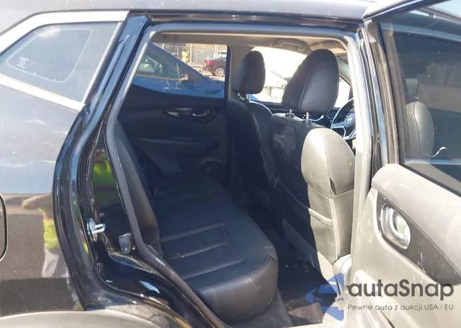 JN1BJ1CP7HW024585: 43193977